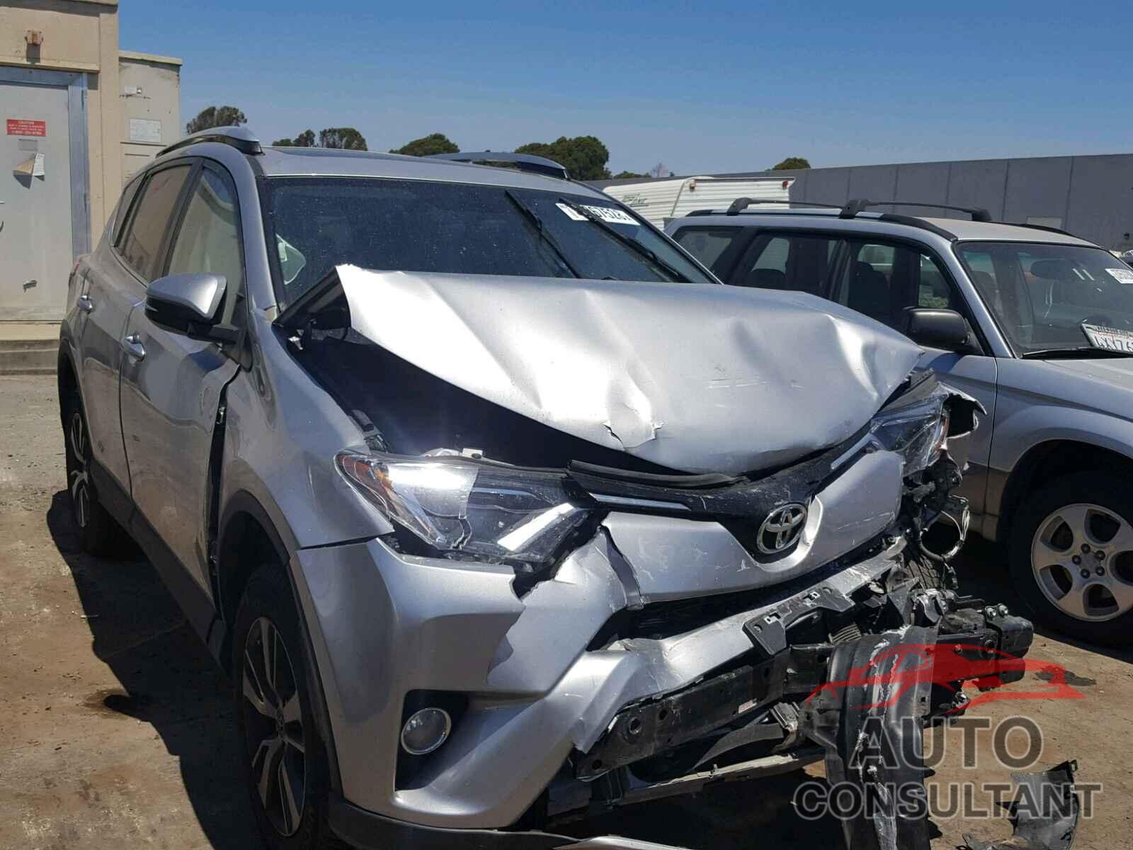 TOYOTA RAV4 XLE 2016 - 2T3WFREV0GW290019