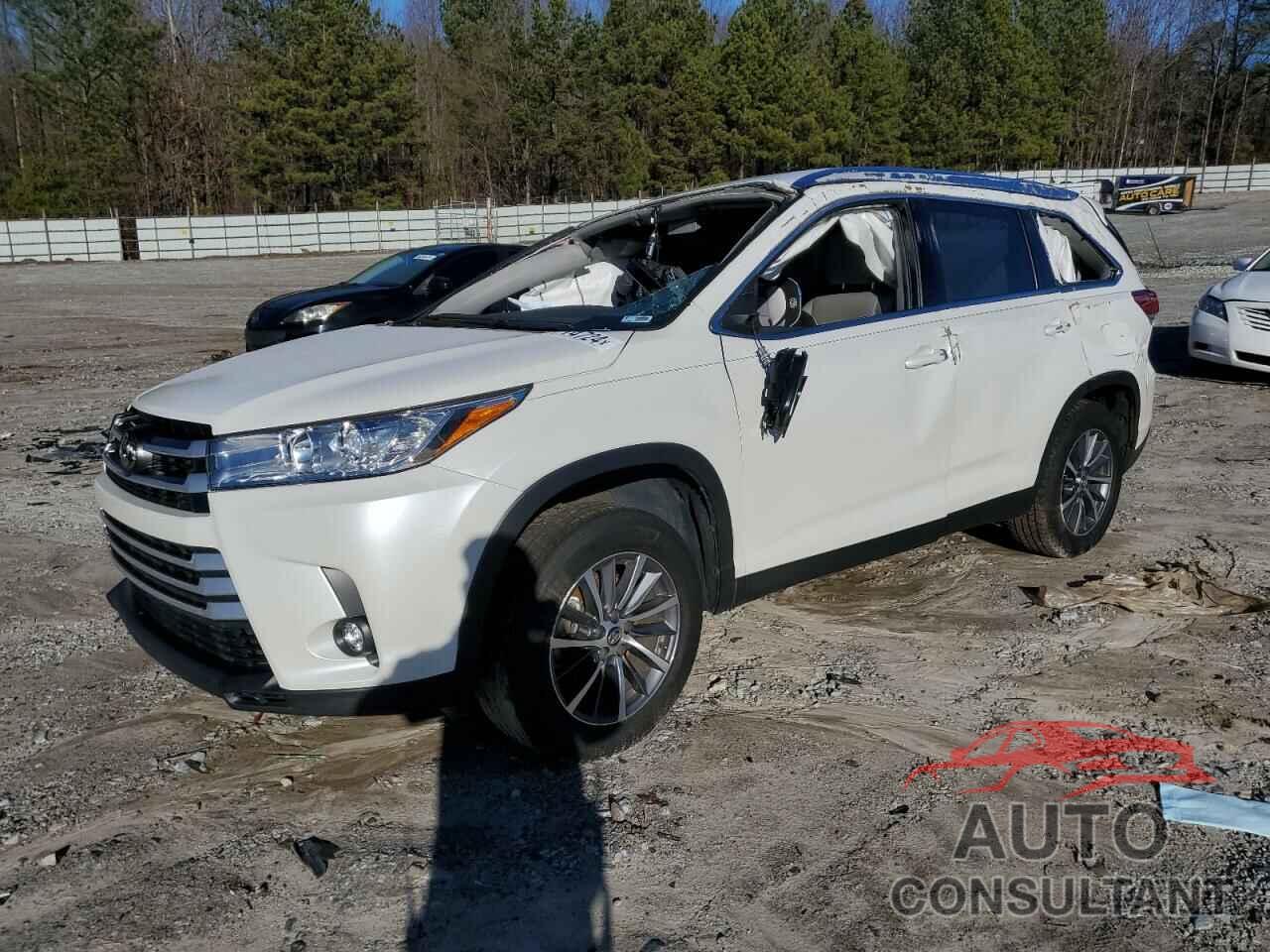 TOYOTA HIGHLANDER 2019 - 5TDKZRFH0KS332584