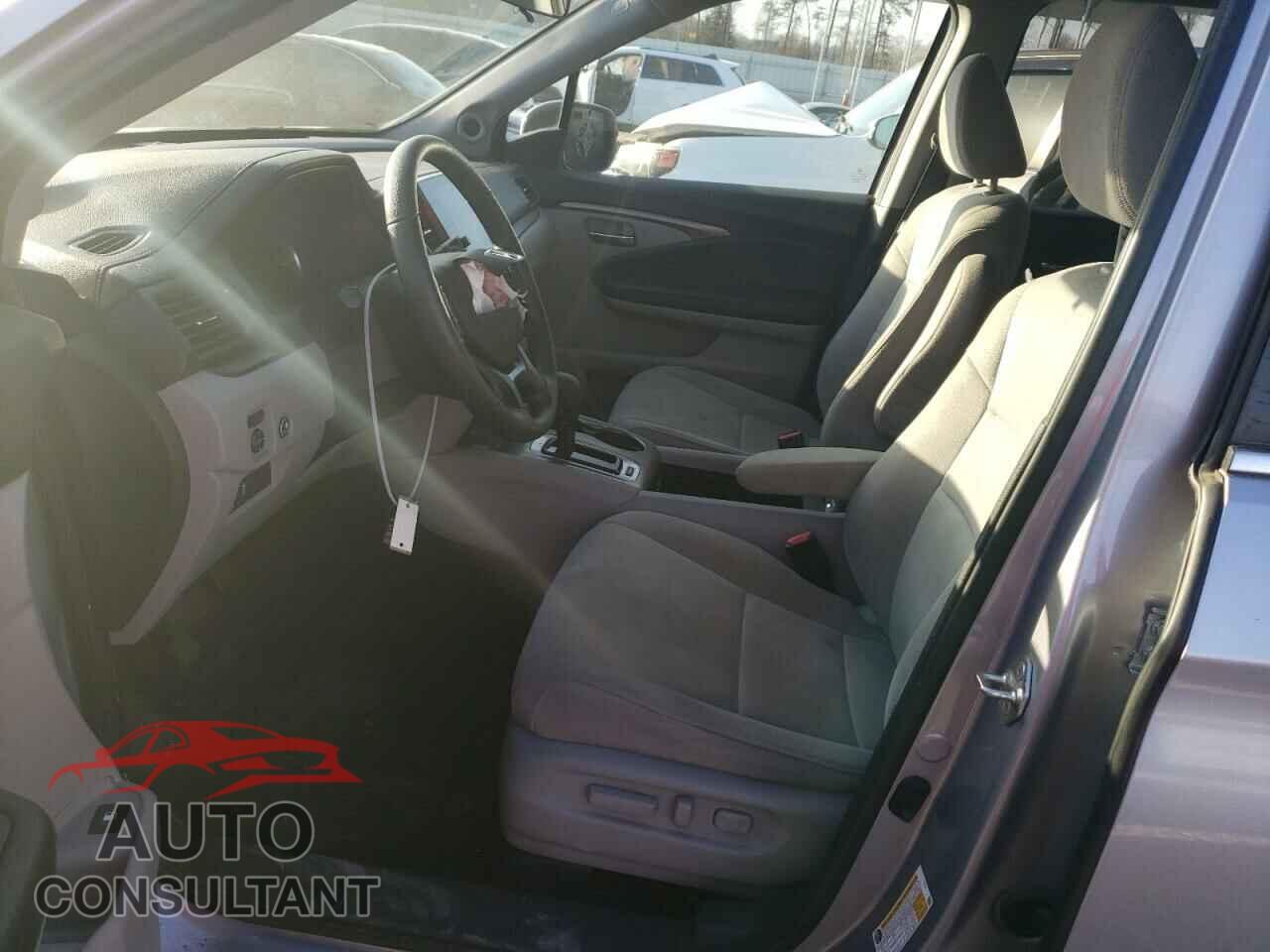 HONDA PILOT 2019 - 5FNYF5H31KB016841