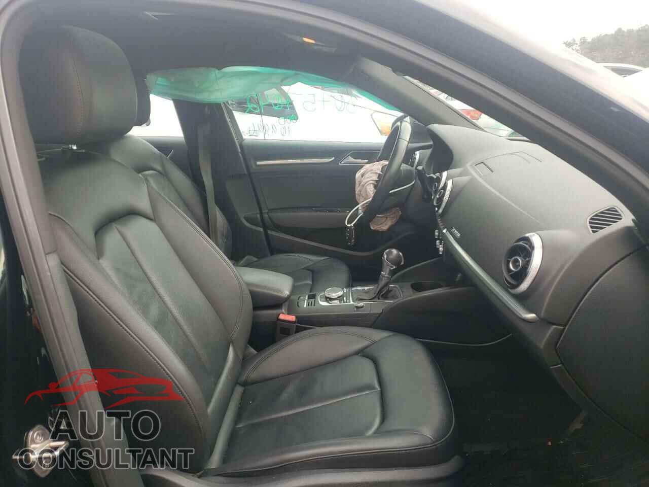 AUDI A3 2017 - WAUJ8GFF3H1007237