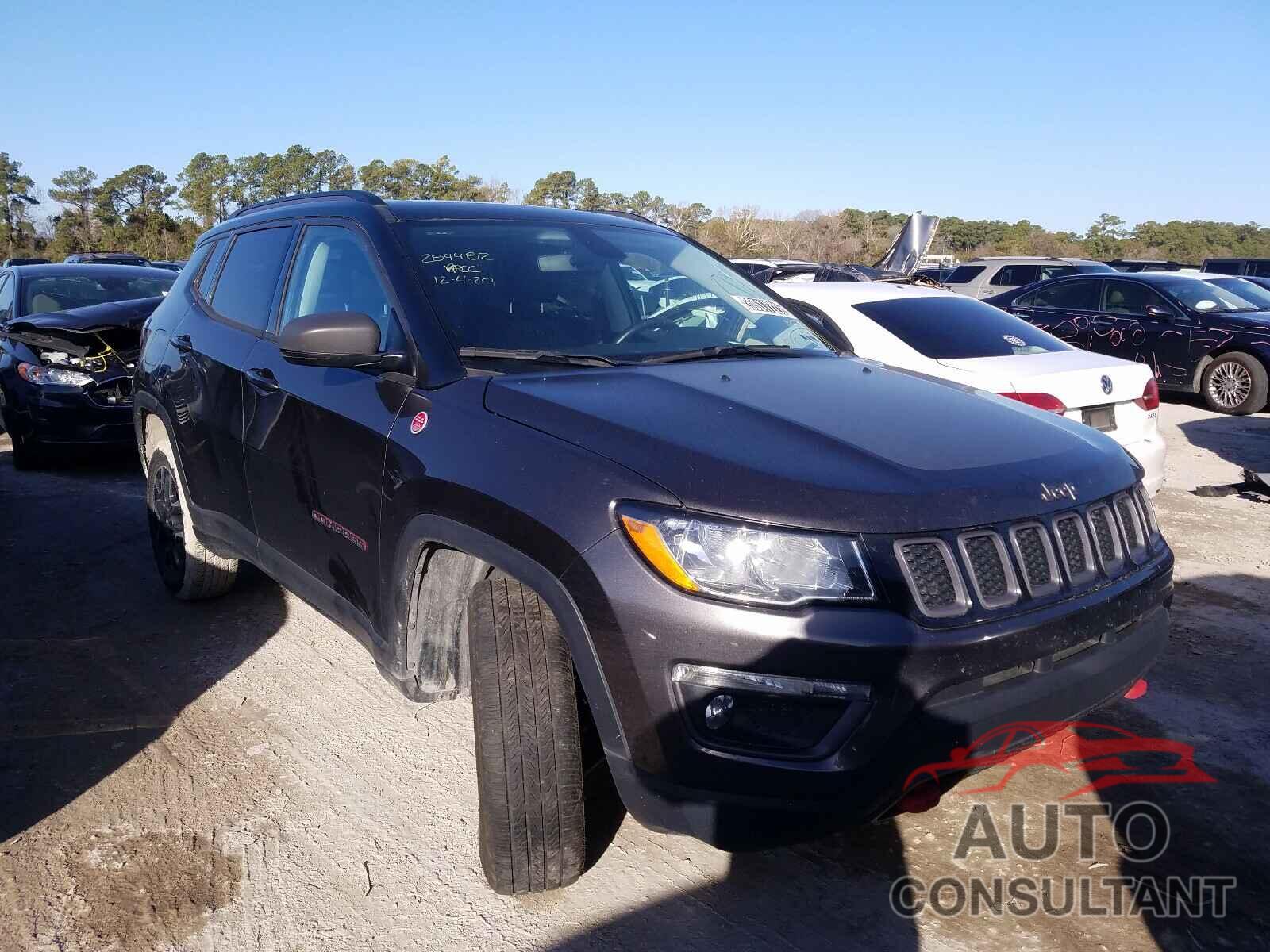 JEEP COMPASS 2019 - 3C4NJDDB9KT618915