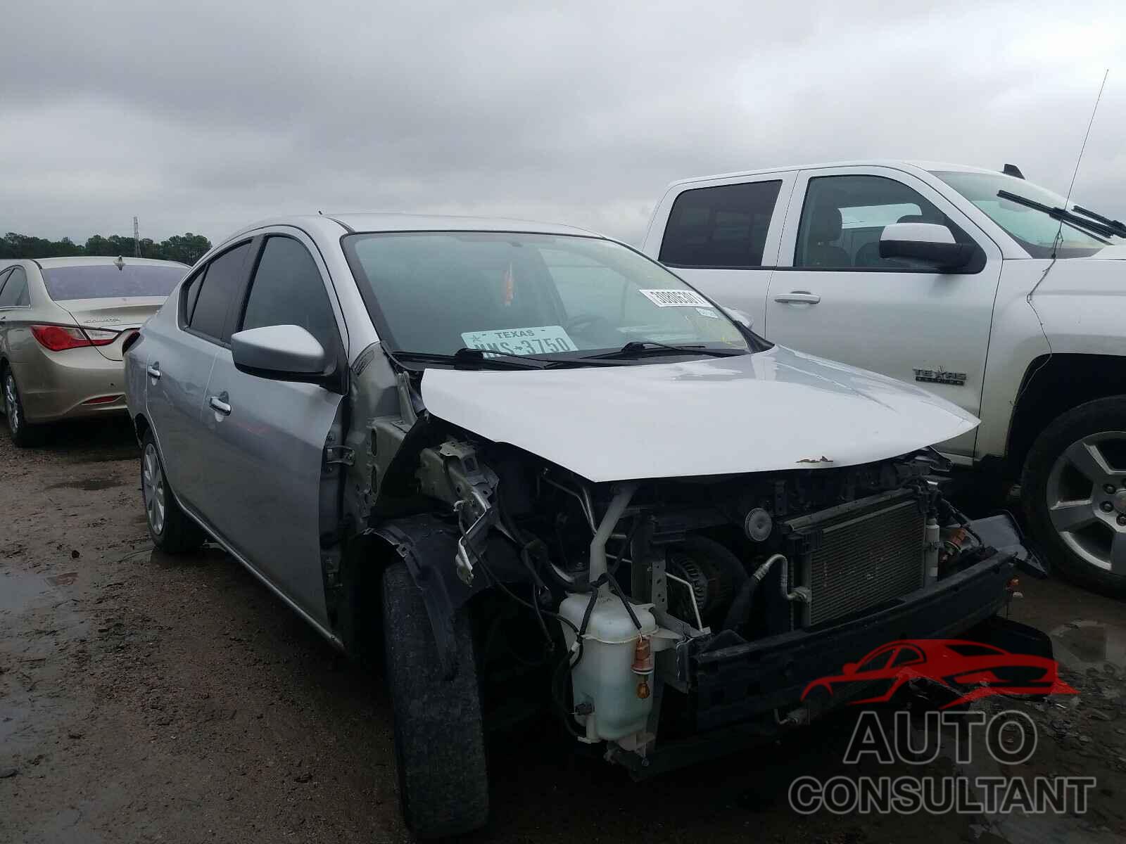 NISSAN VERSA 2017 - 3N1CN7AP2HK431532