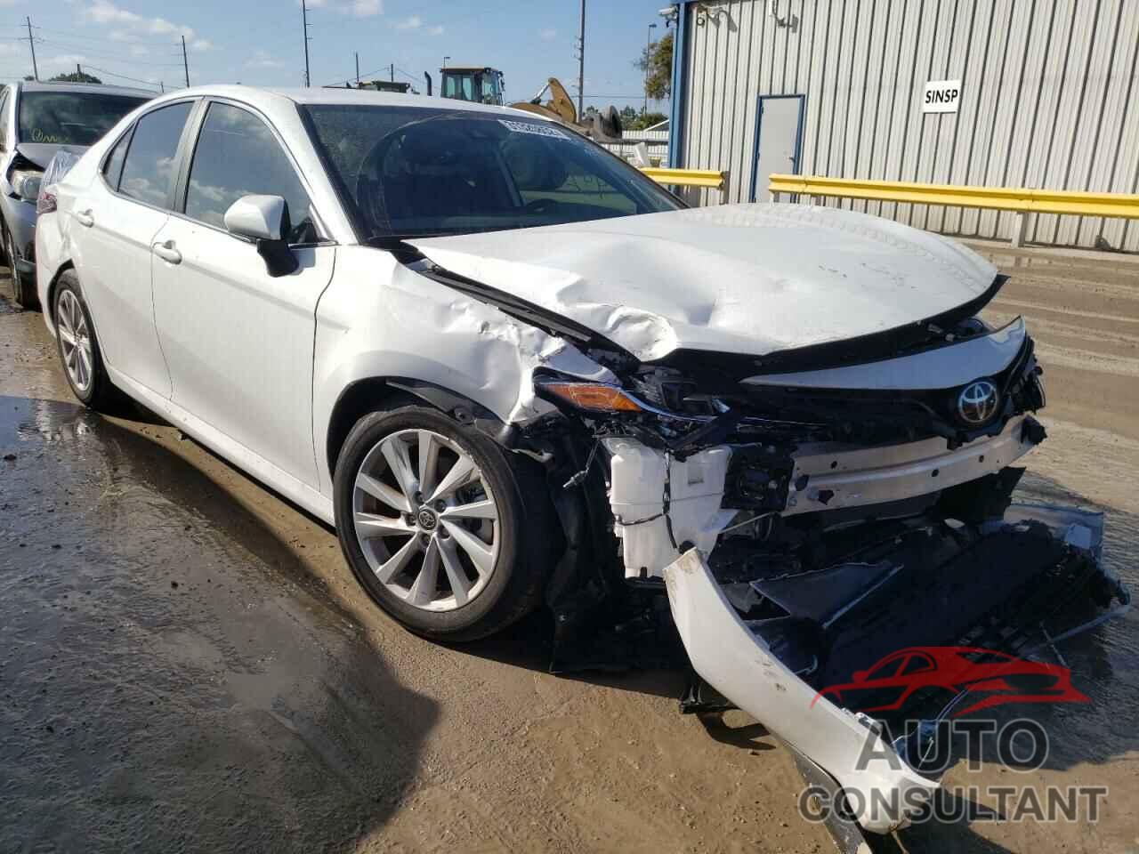 TOYOTA CAMRY 2021 - 4T1R11AK2MU403711