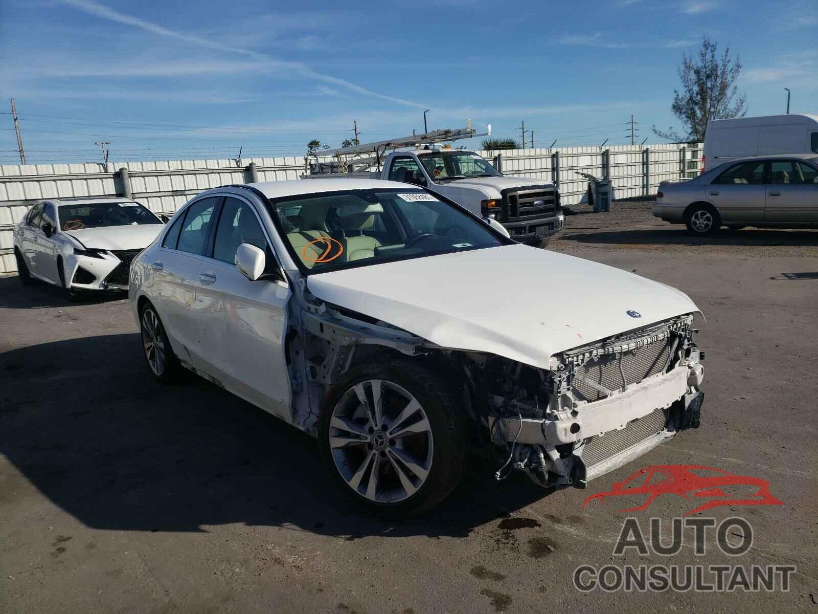 MERCEDES-BENZ C CLASS 2017 - 55SWF4JB7HU214382