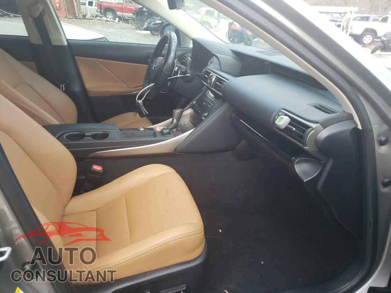 LEXUS IS 2017 - JTHCM1D23H5022834