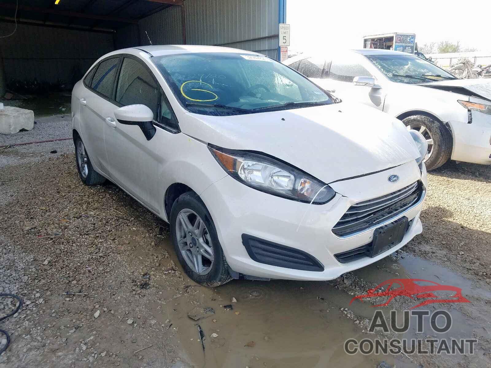 FORD FIESTA 2018 - 3FADP4EJ3JM101902