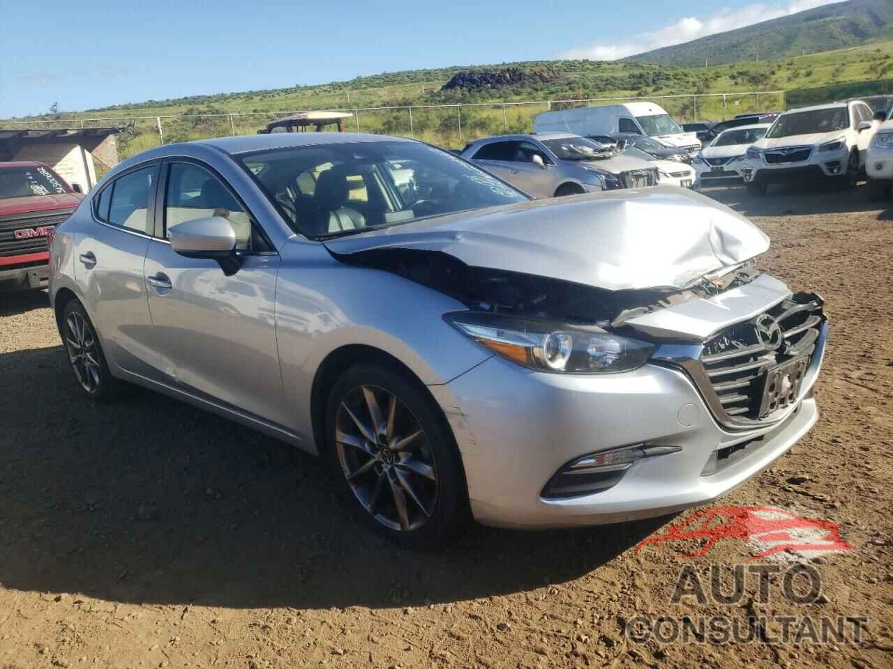 MAZDA 3 2018 - 3MZBN1V34JM202628