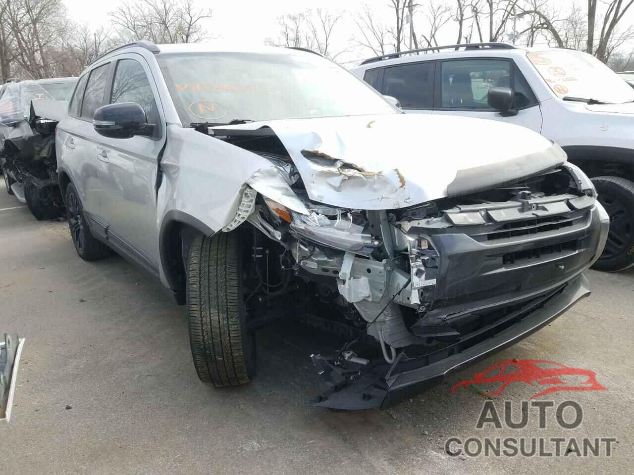 MITSUBISHI OUTLANDER 2018 - JA4AD3A36JZ060715