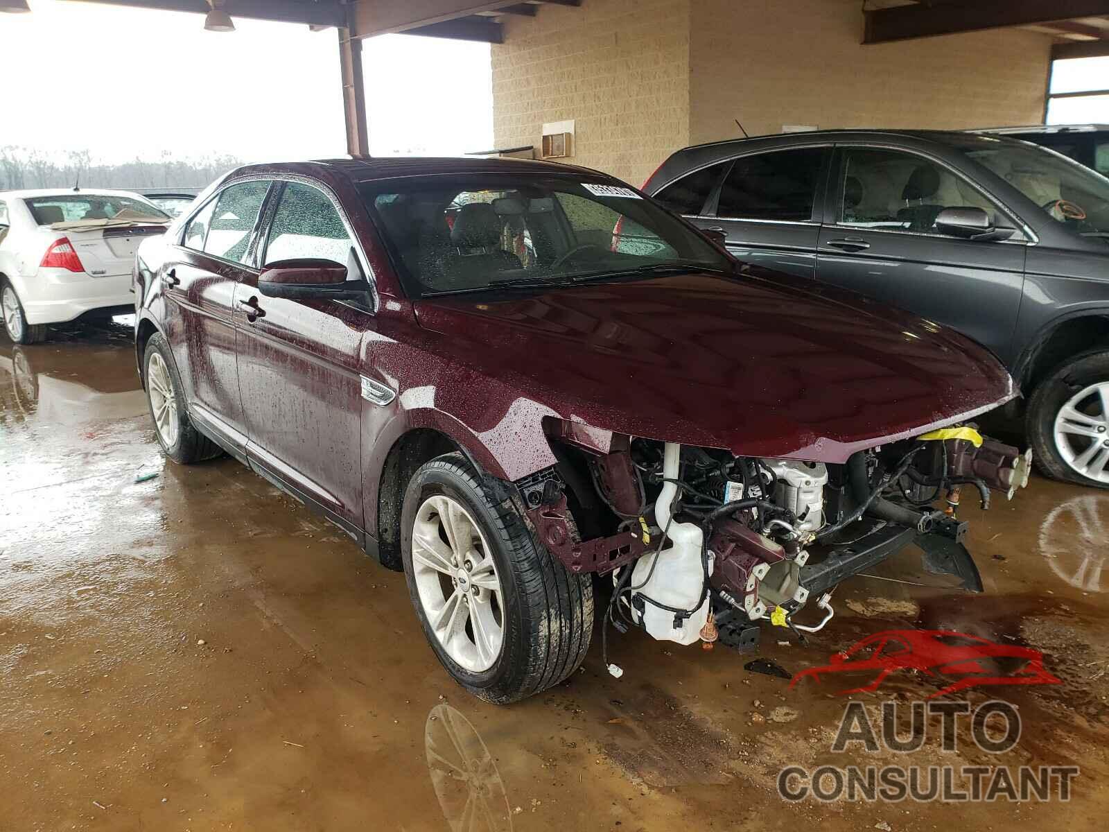 FORD TAURUS 2018 - 1FAHP2E88JG134990