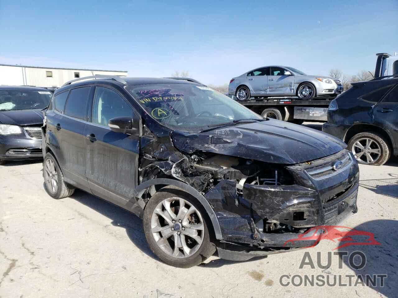 FORD ESCAPE 2016 - 1FMCU0J93GUB97484