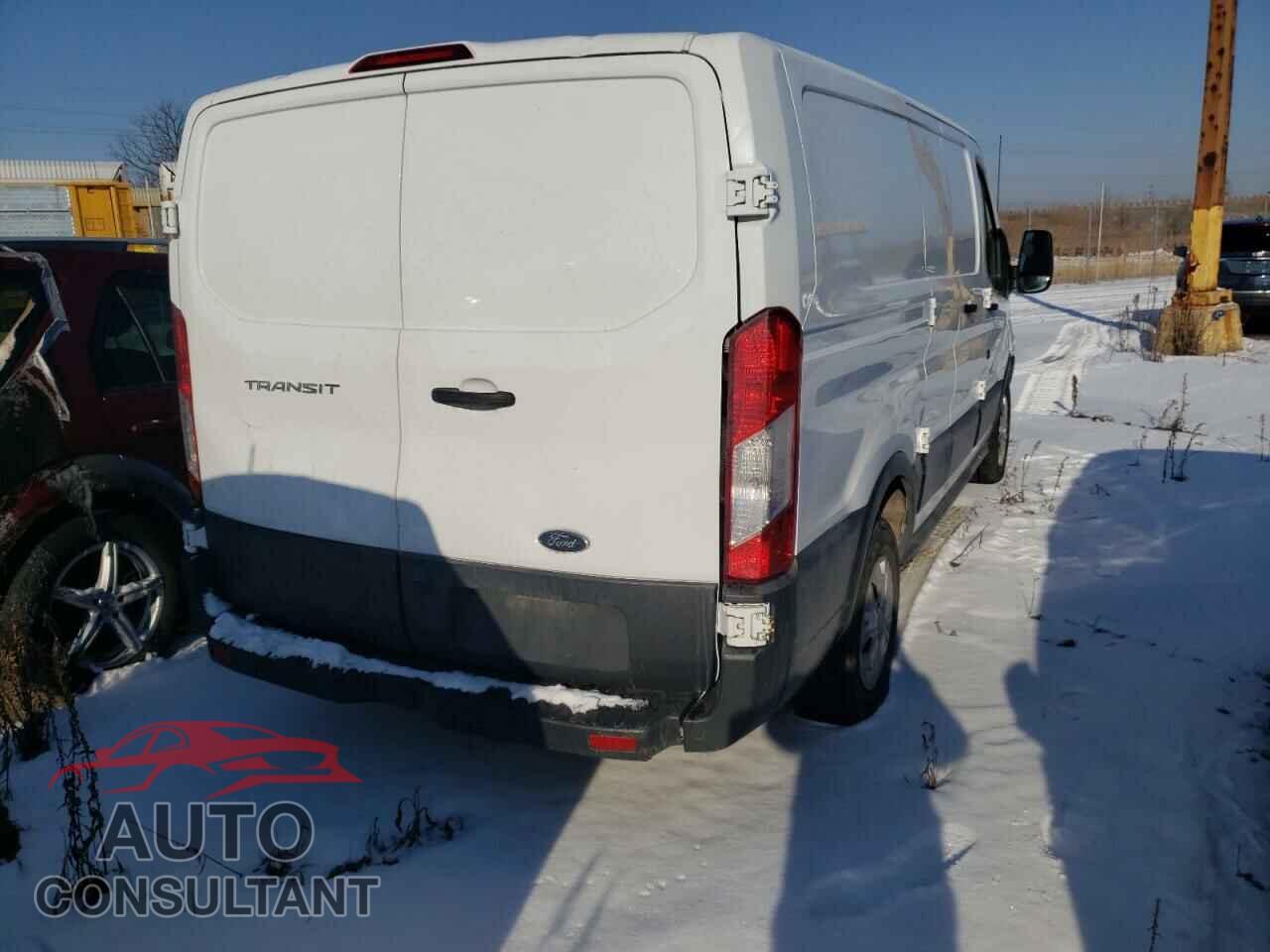 FORD TRANSIT CO 2017 - 1FTYE1ZM1HKA31807