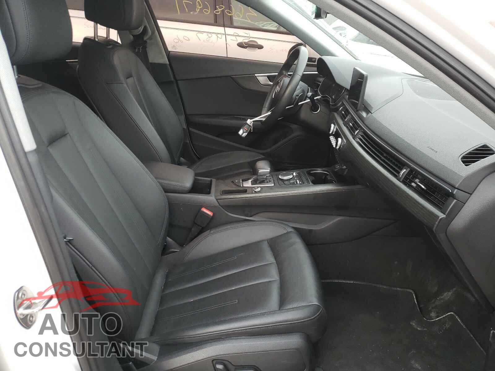 AUDI A4 2019 - WAUGMAF45KN006141