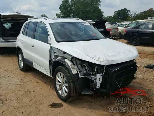 VOLKSWAGEN TIGUAN 2017 - WVGSV7AX7HW513474