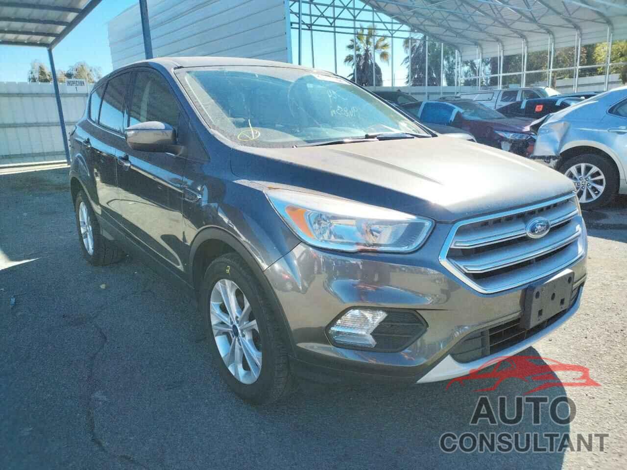 FORD ESCAPE 2017 - 1FMCU0GD5HUD45180