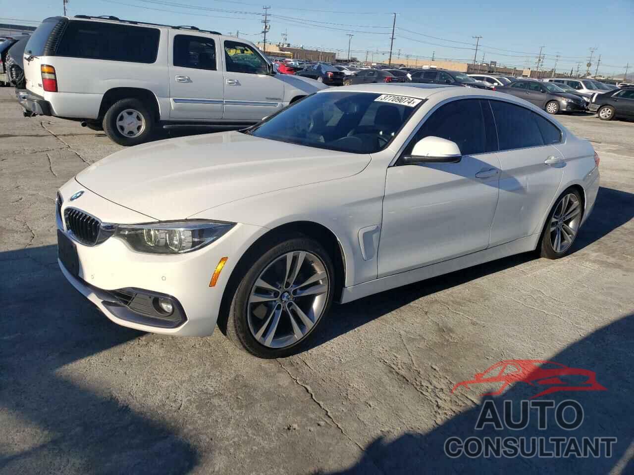 BMW 4 SERIES 2018 - WBA4J1C52JBG78685