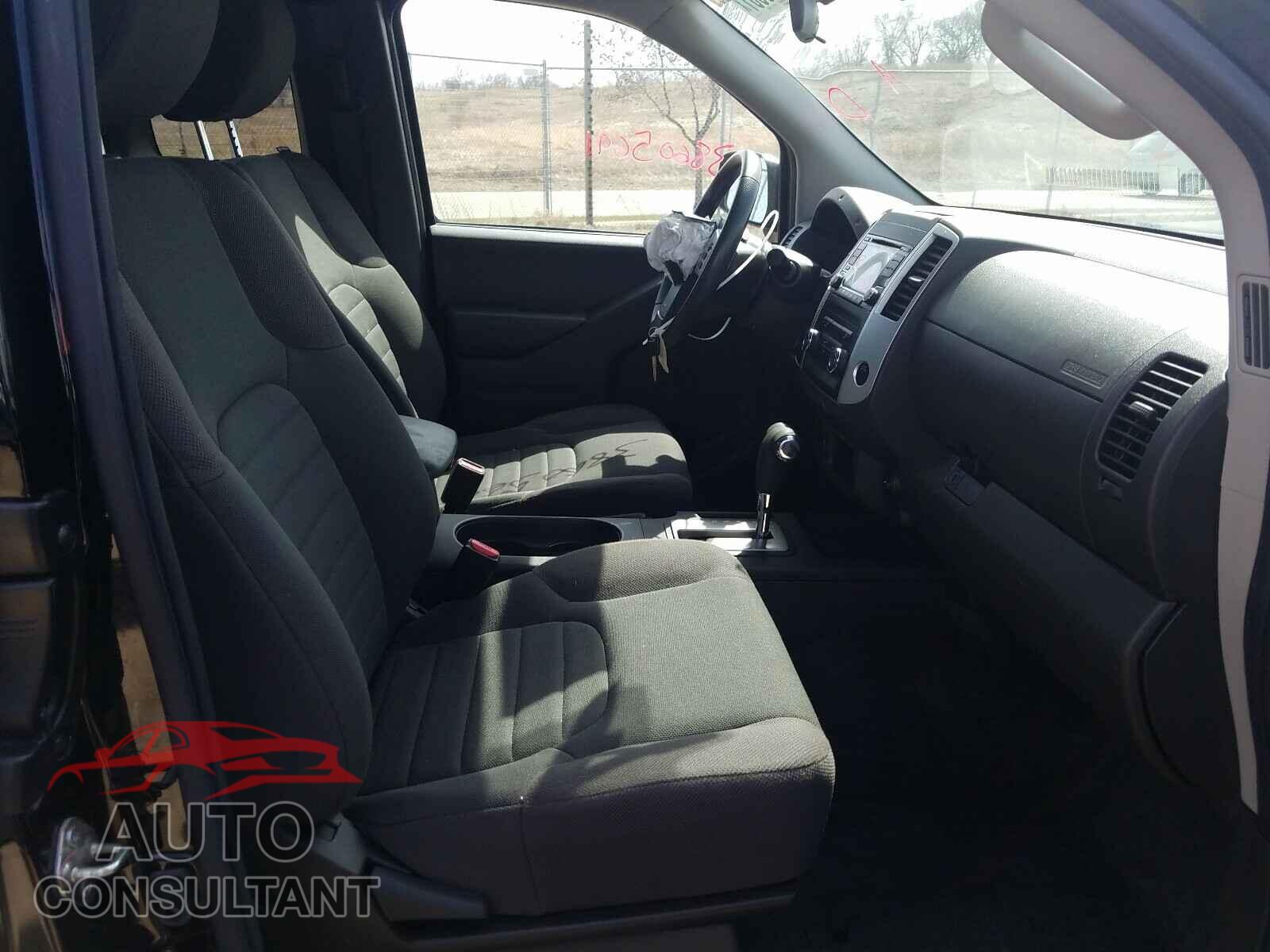 NISSAN FRONTIER 2018 - 1N6BD0CT0JN718135