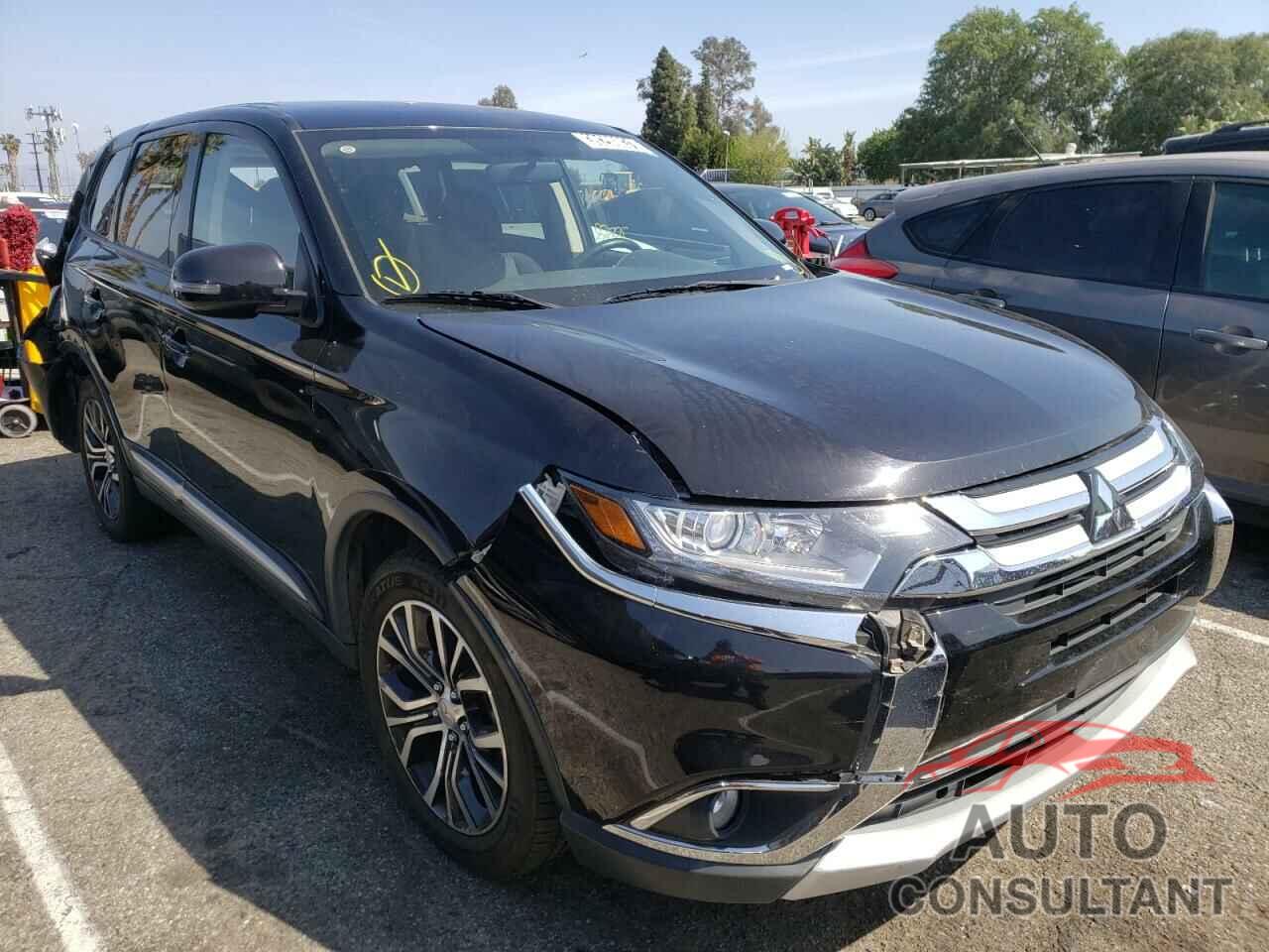 MITSUBISHI OUTLANDER 2018 - JA4AD3A32JZ054765