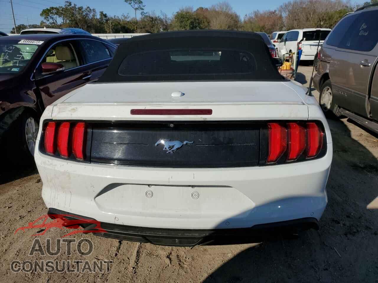 FORD MUSTANG 2019 - 1FATP8UH9K5109477