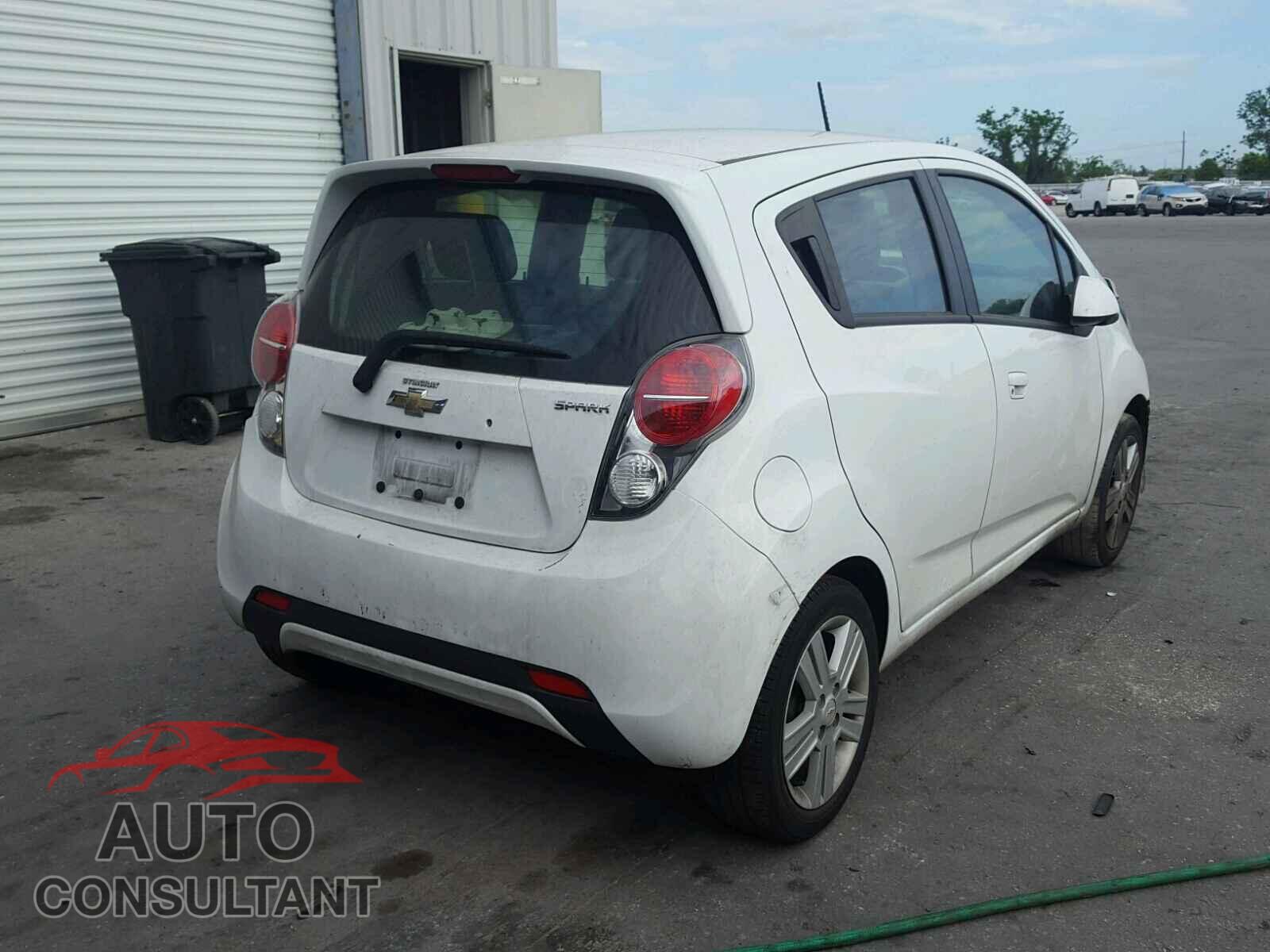 CHEVROLET SPARK 2015 - KL8CB6S90FC808564