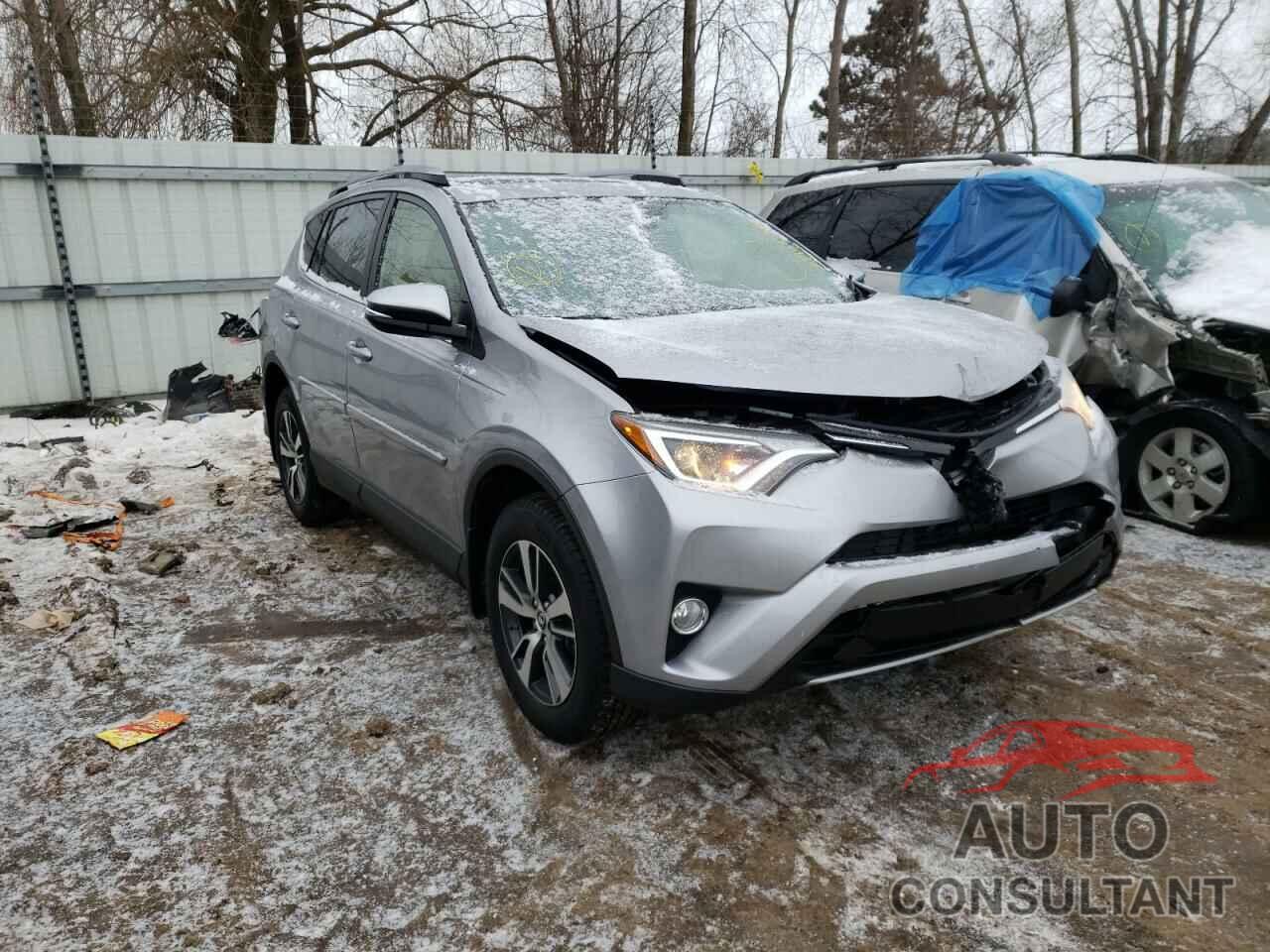TOYOTA RAV4 2018 - JTMRFREV4JD240760