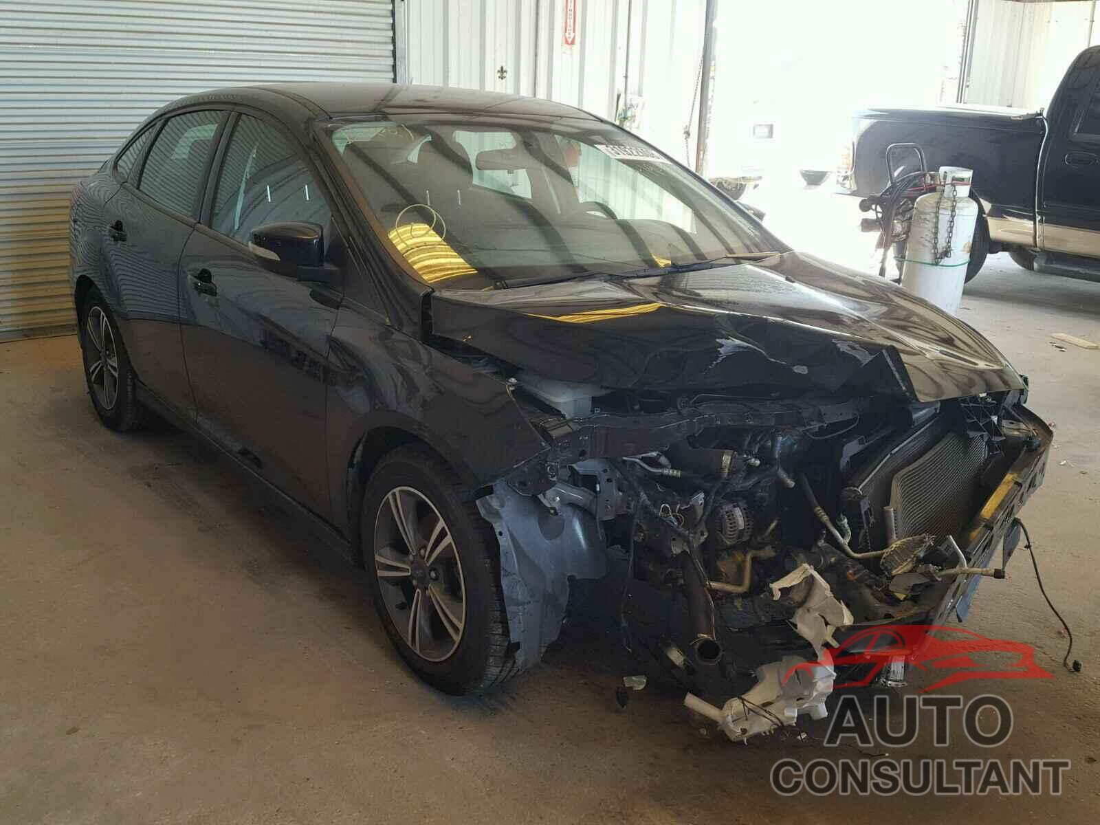 FORD FOCUS 2016 - 1FADP3FE2GL302180