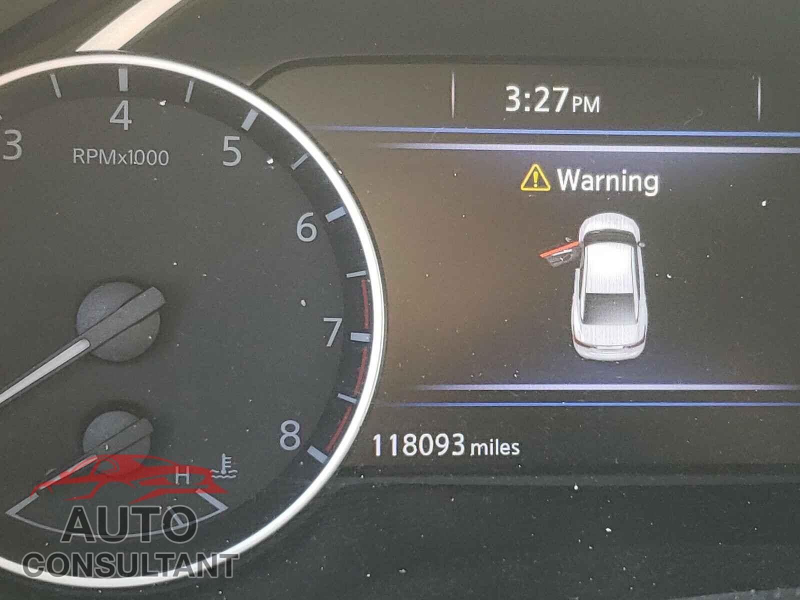 NISSAN MAXIMA 2017 - 1N4AA6AP8HC448681