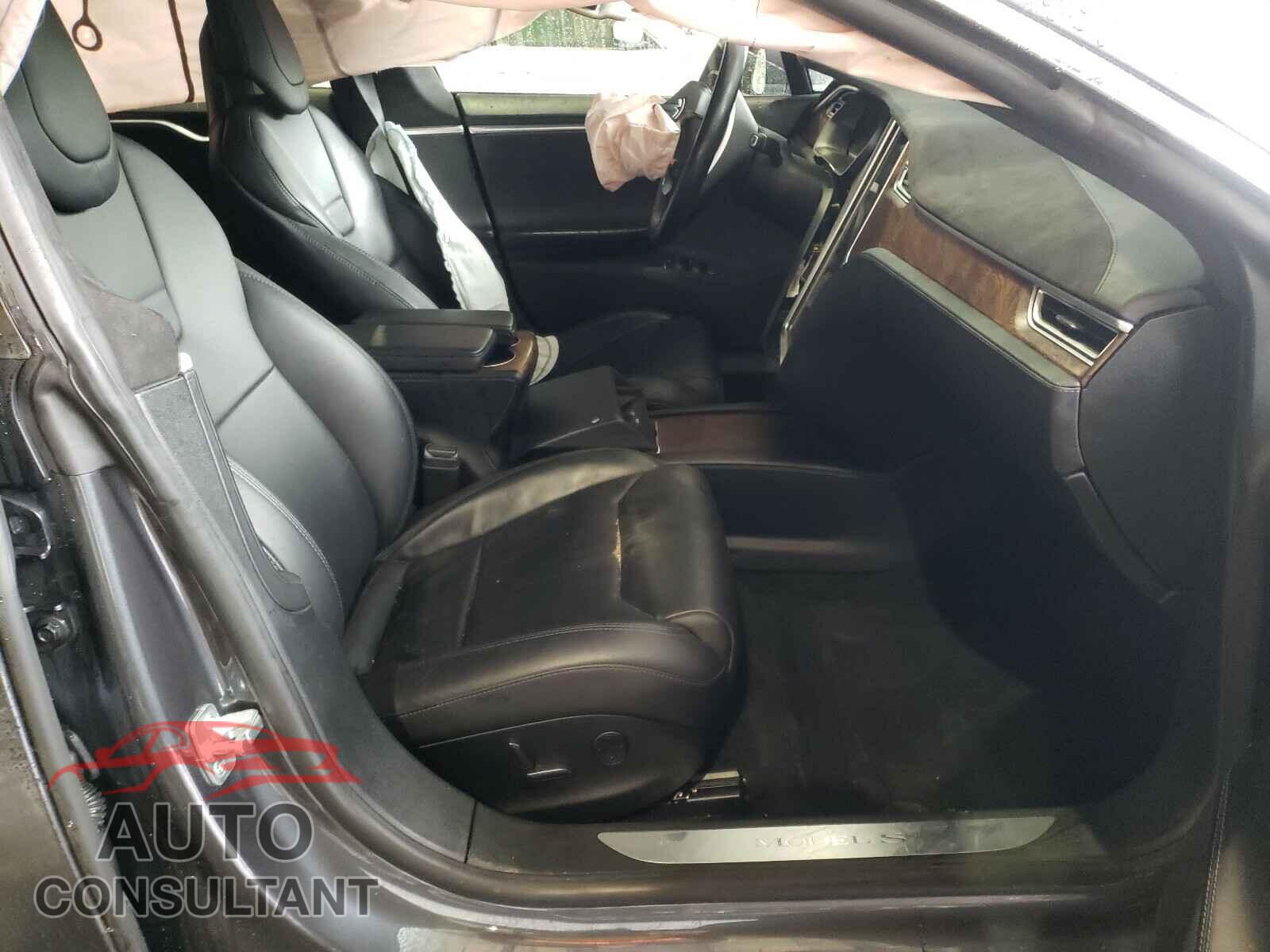 TESLA MODEL S 2017 - 5YJSA1E43HF195791