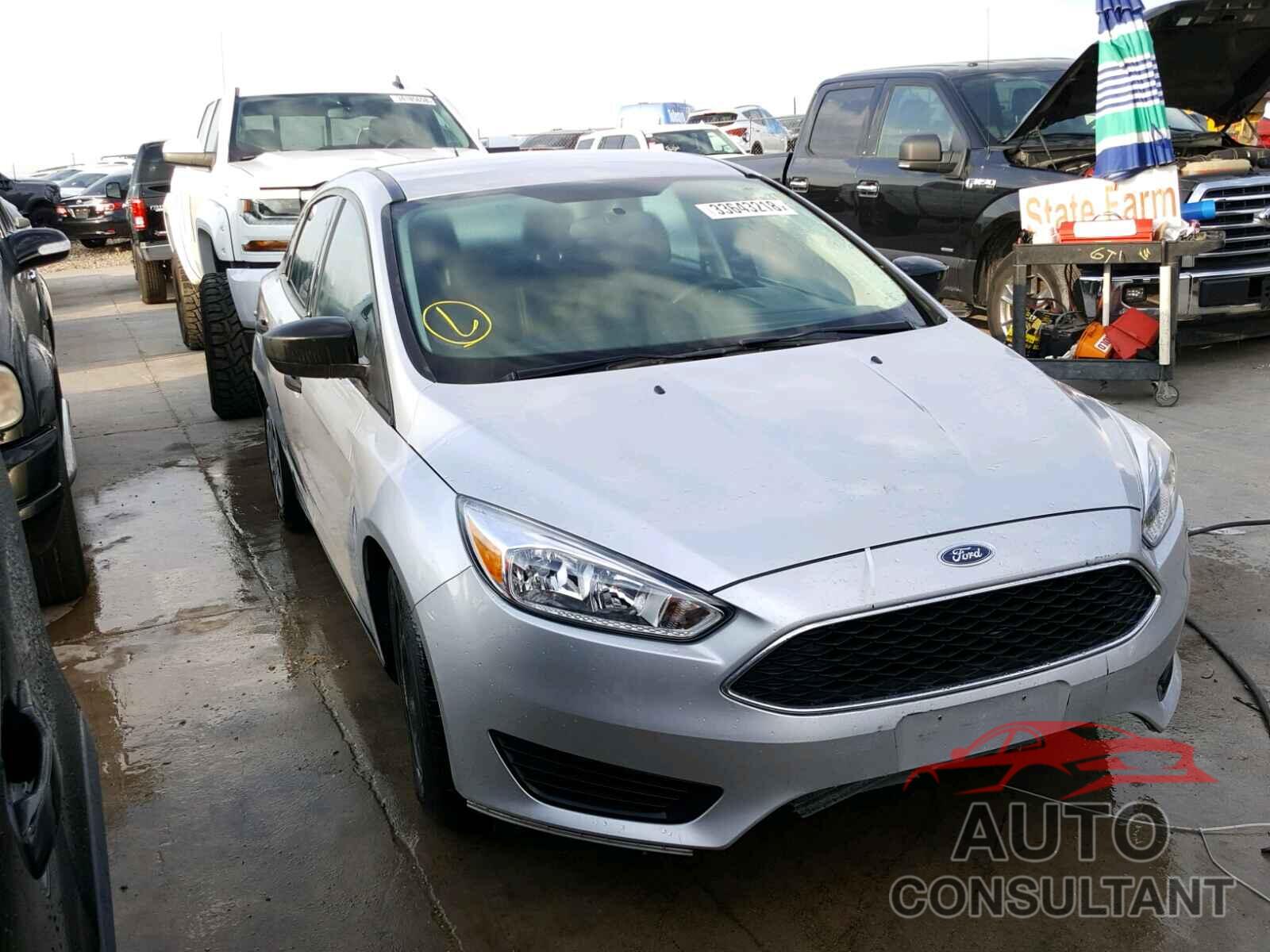 FORD FOCUS 2016 - 1FADP3E28GL288860