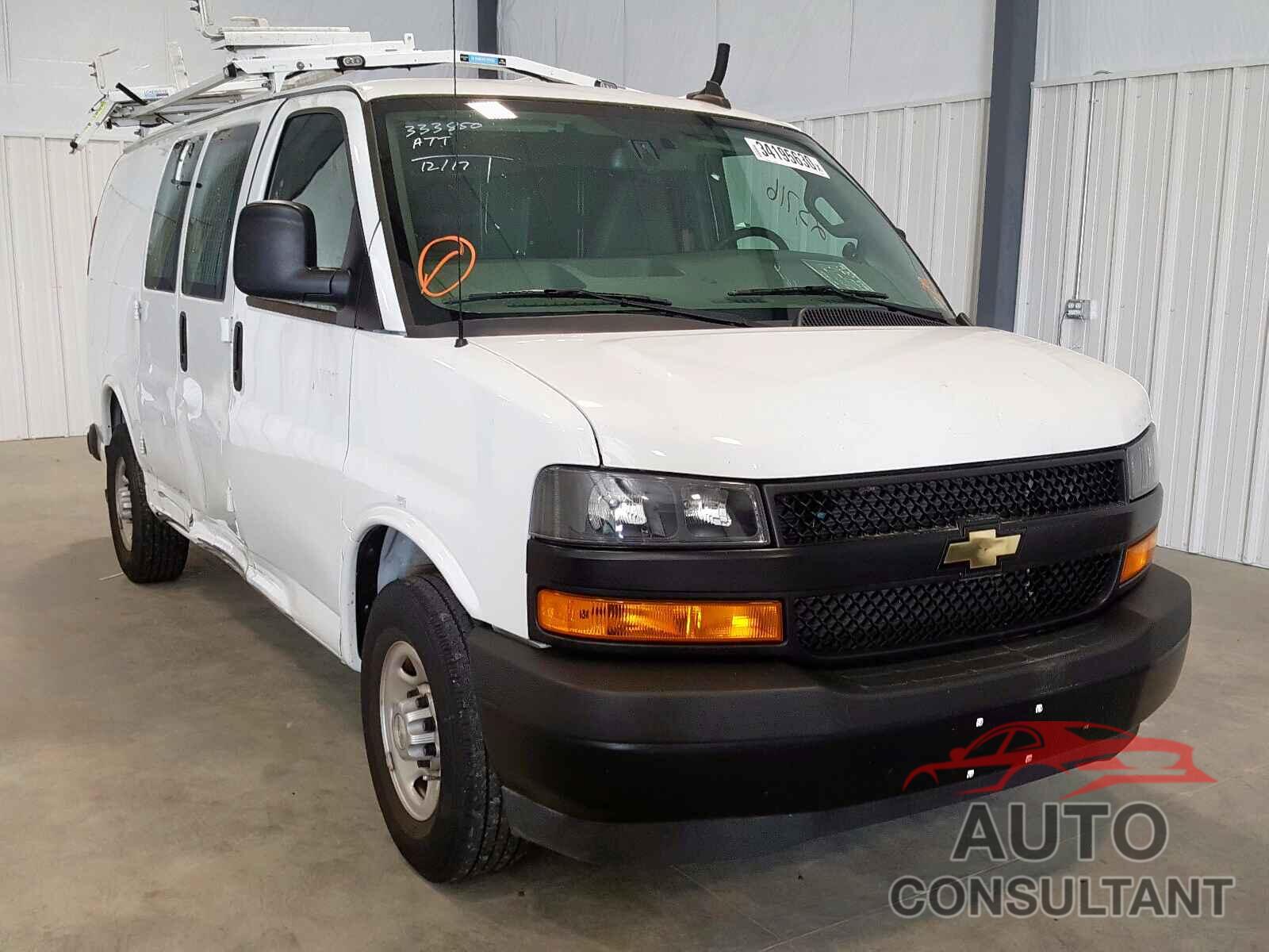 CHEVROLET EXPRESS 2018 - 1GCWGAFP6J1198739