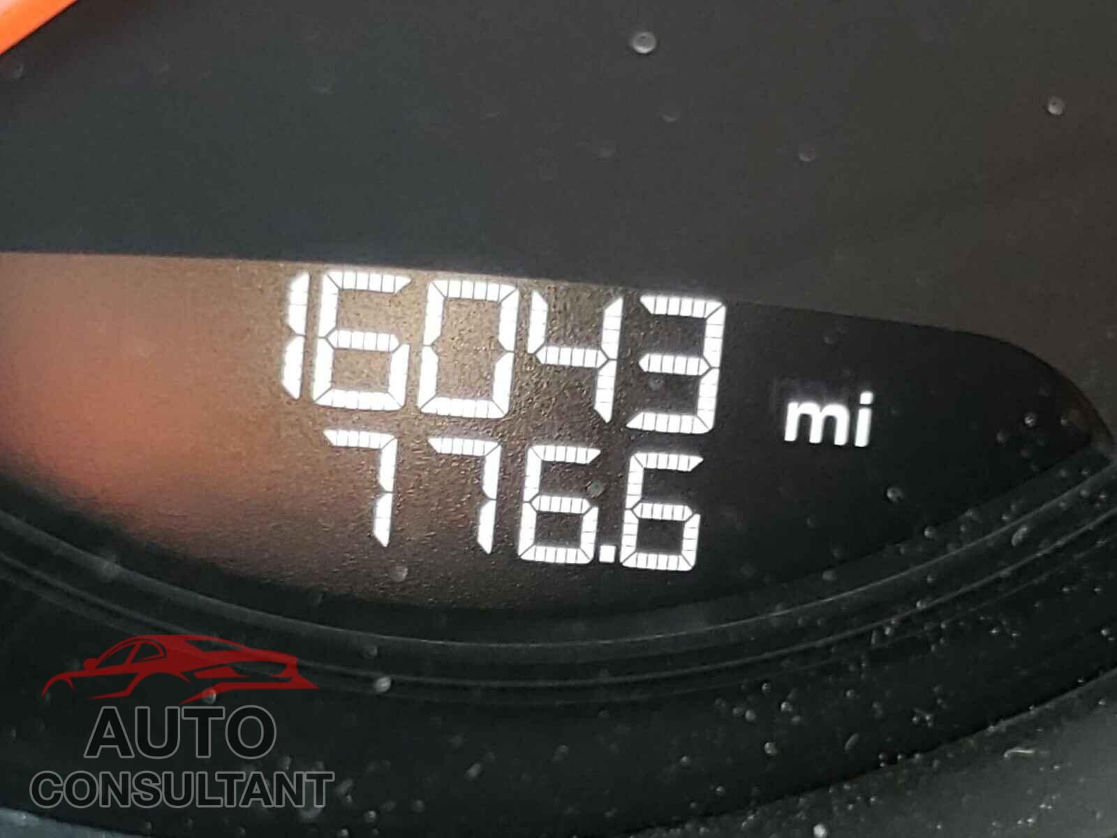 PORSCHE BOXSTER 2019 - WP0CA2A88KS210251