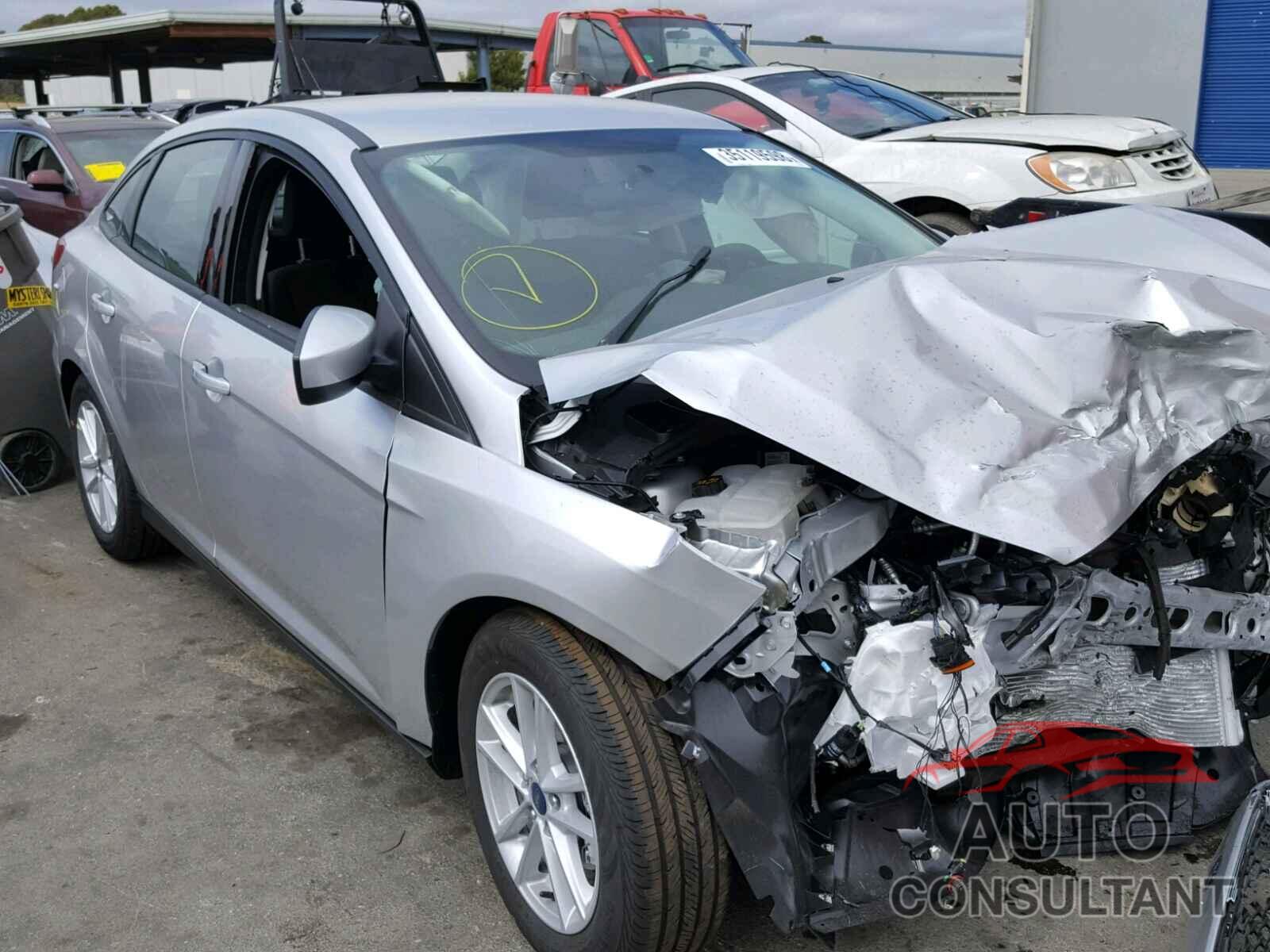 FORD FOCUS 2018 - 1FADP3F28JL324326