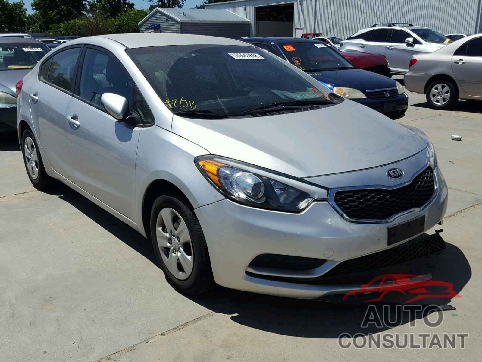 KIA FORTE 2015 - KNAFK4A64F5311809