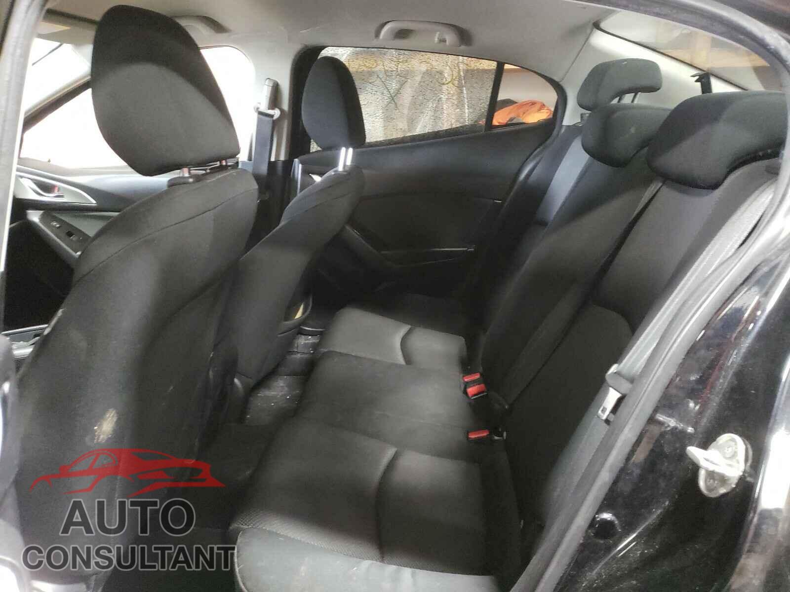 MAZDA 3 2017 - 3MZBN1U78HM108105