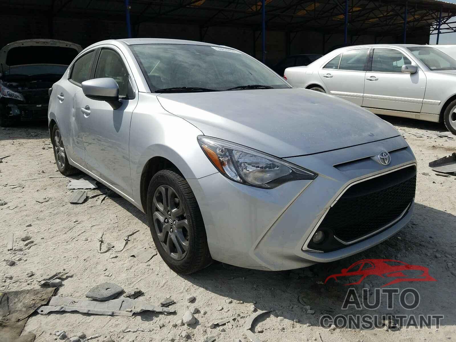 TOYOTA YARIS 2019 - 3MYDLBYV5KY517728