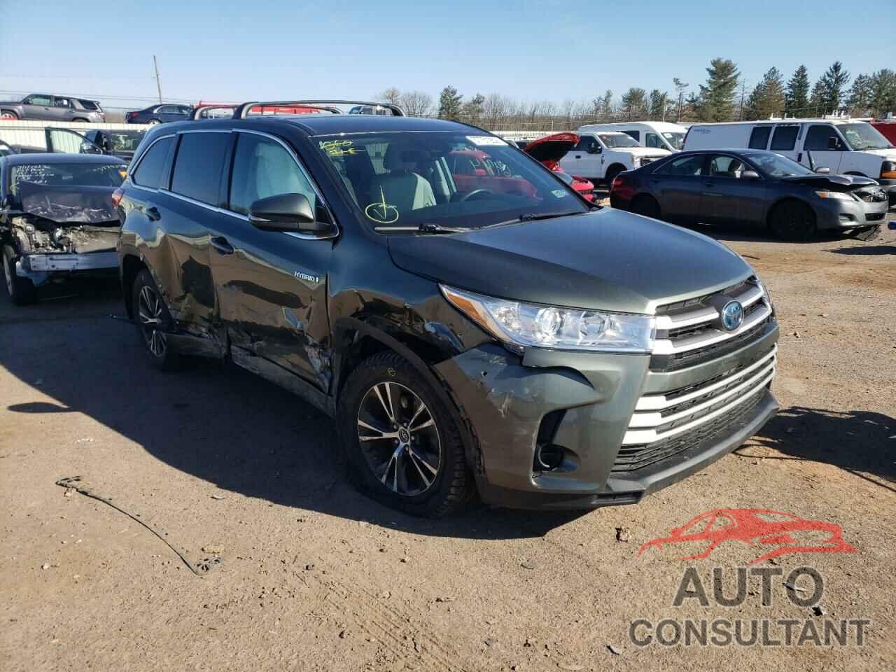 TOYOTA HIGHLANDER 2018 - 5TDBGRFH8JS038225