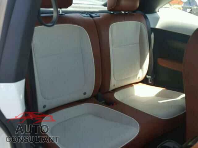 VOLKSWAGEN BEETLE 2015 - 3VWF17AT0FM652662