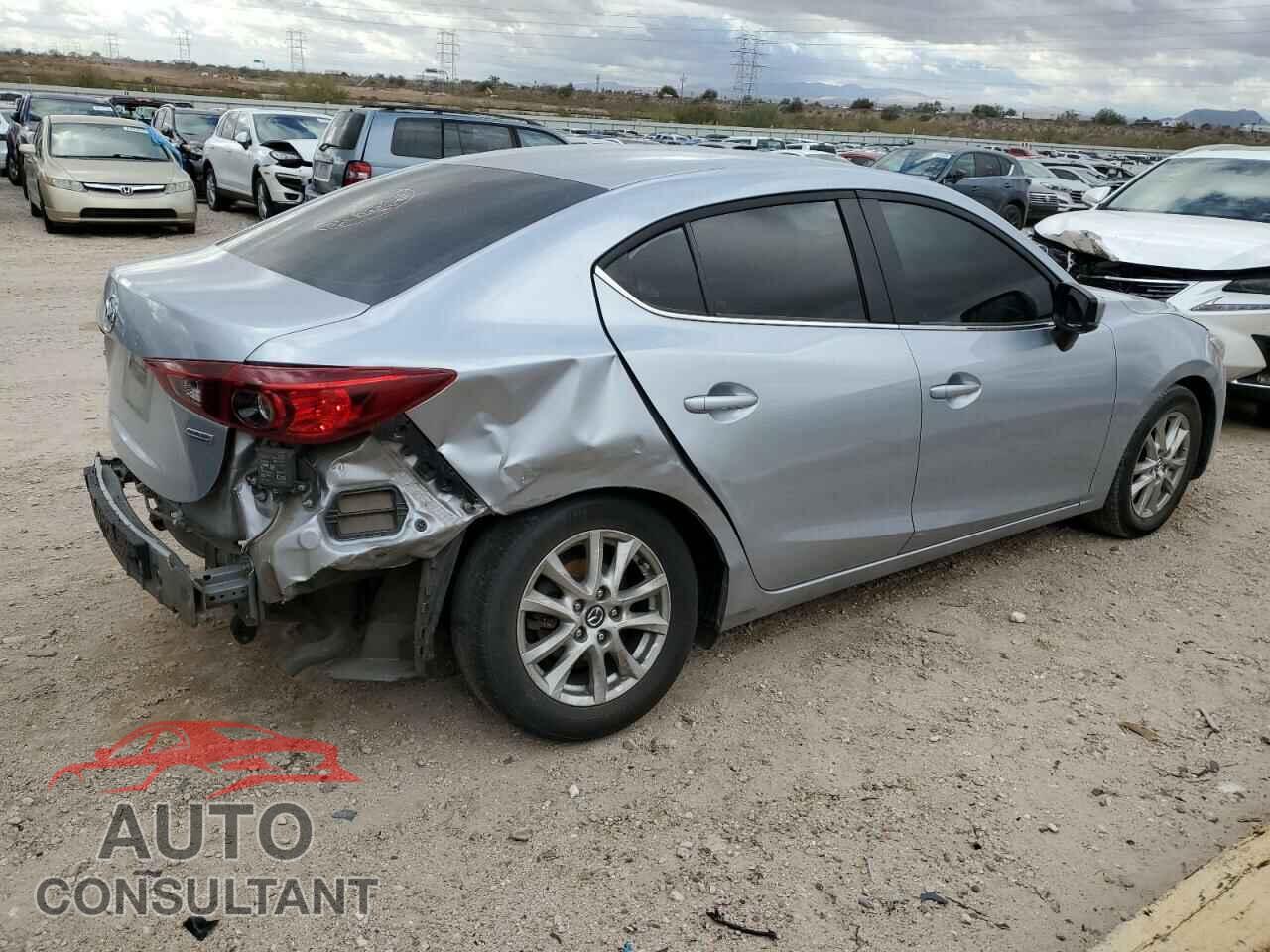 MAZDA 3 2017 - 3MZBN1U76HM103971