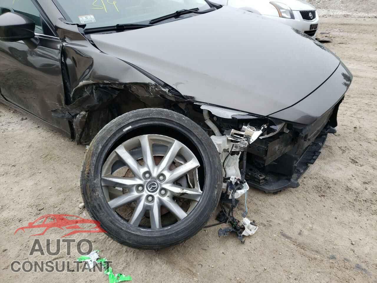 MAZDA 3 2017 - 3MZBN1L73HM149016