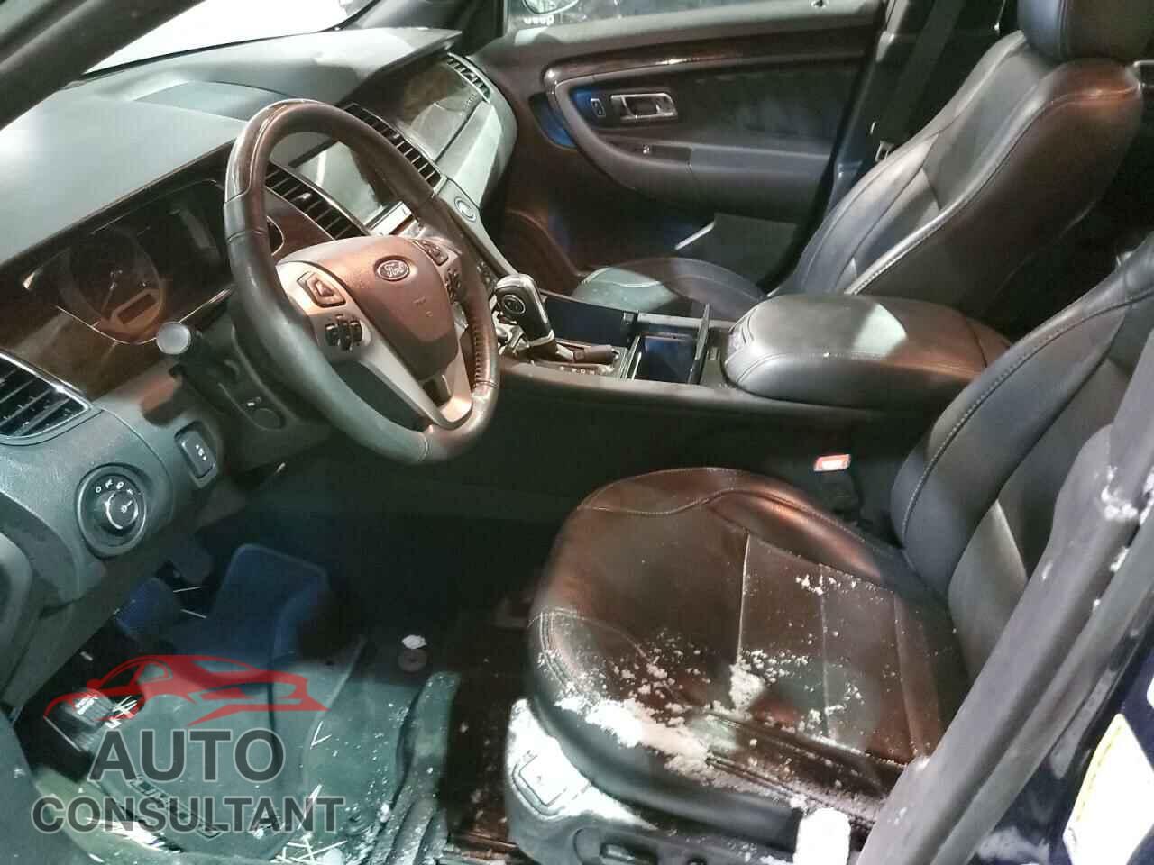 FORD TAURUS 2017 - 1FAHP2J82HG110538