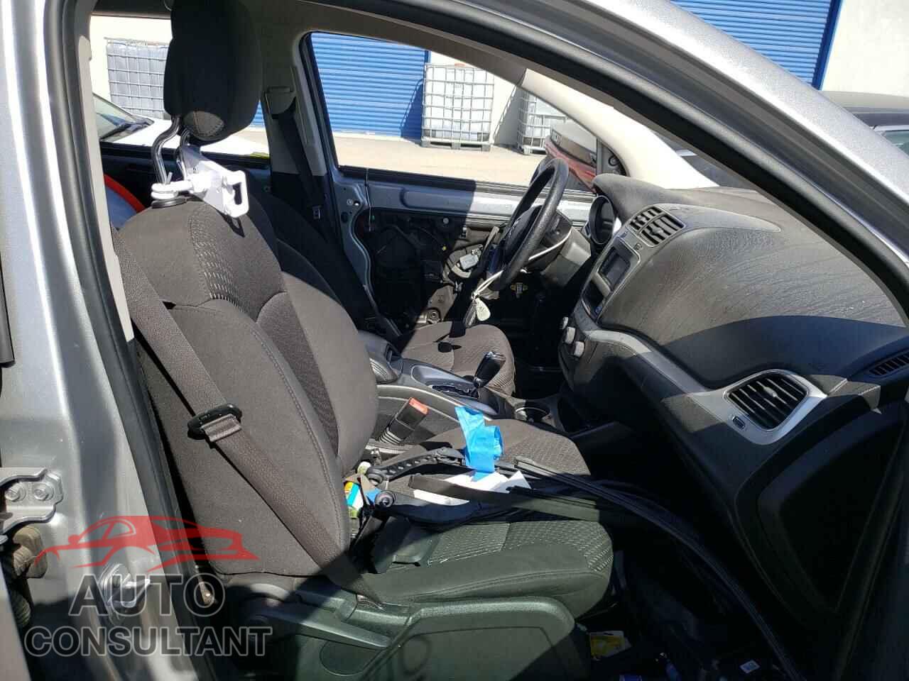 DODGE JOURNEY 2017 - 3C4PDCAB9HT648309