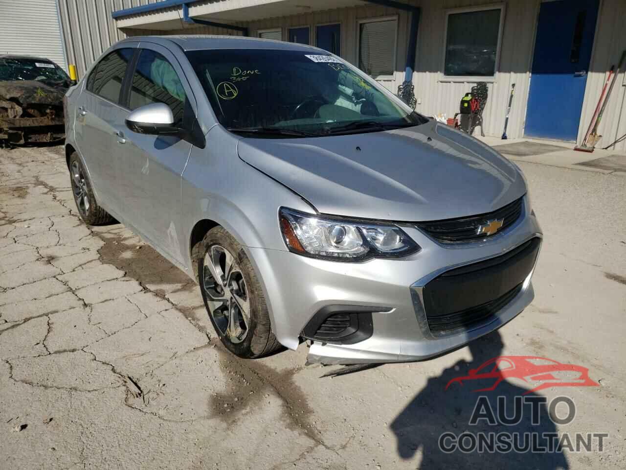 CHEVROLET SONIC 2017 - 1G1JF5SB1H4130848