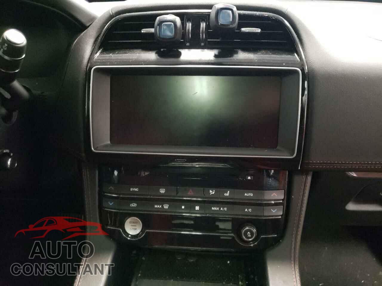 JAGUAR F-PACE 2017 - SADCM2BV0HA058318