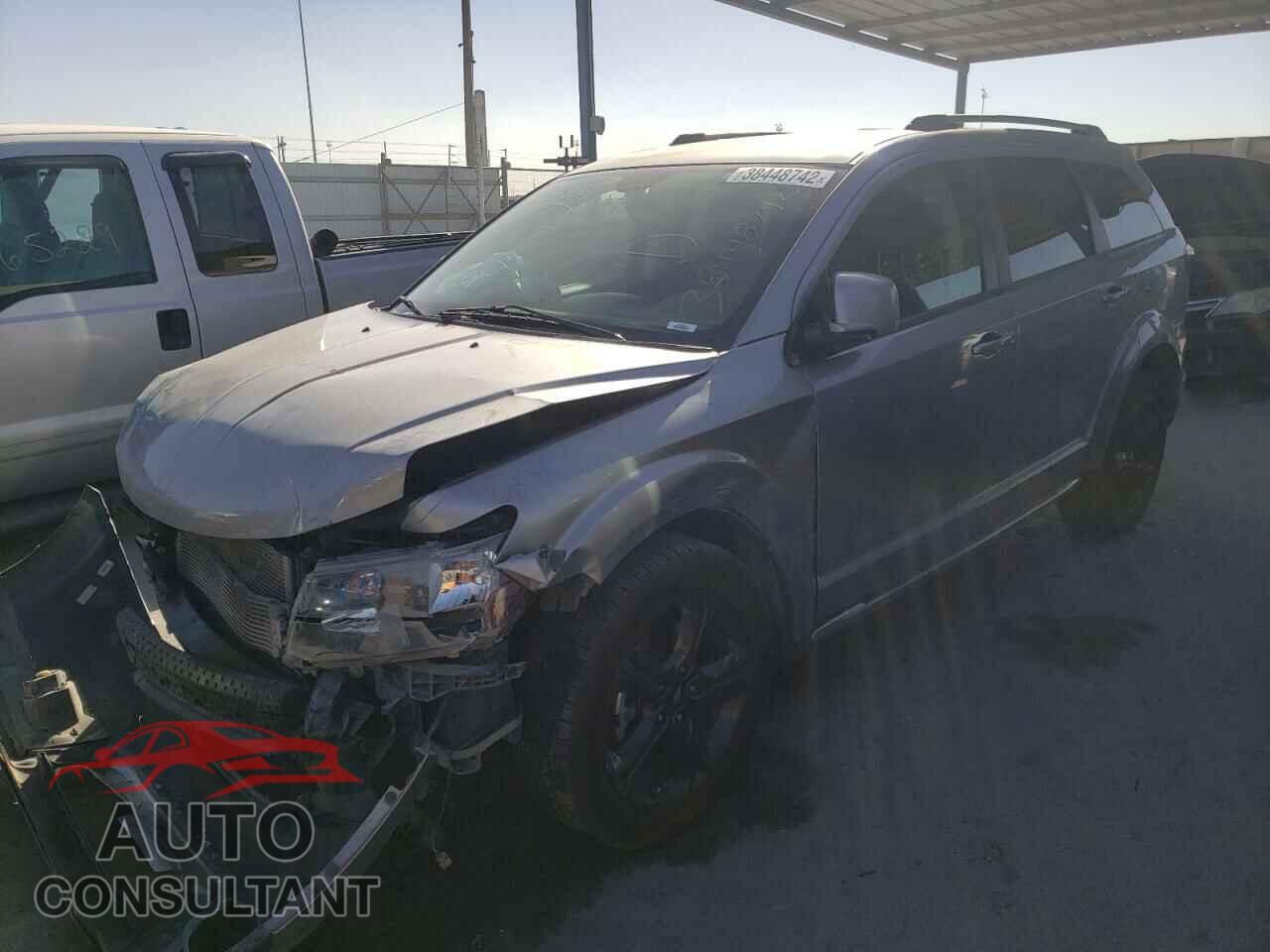 DODGE JOURNEY 2018 - 3C4PDCGG5JT352177