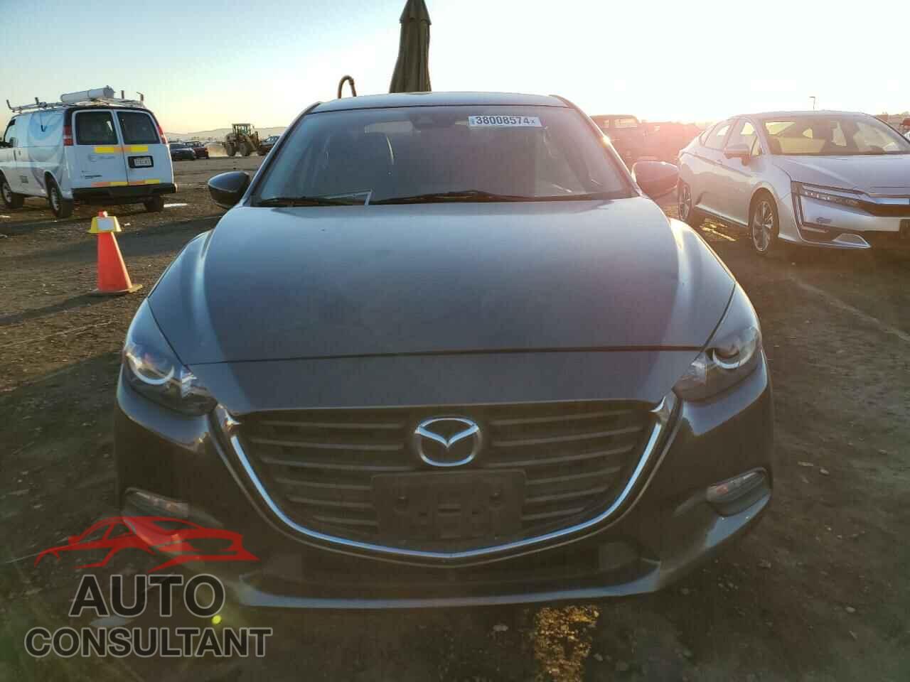 MAZDA 3 2017 - 3MZBN1V77HM114010