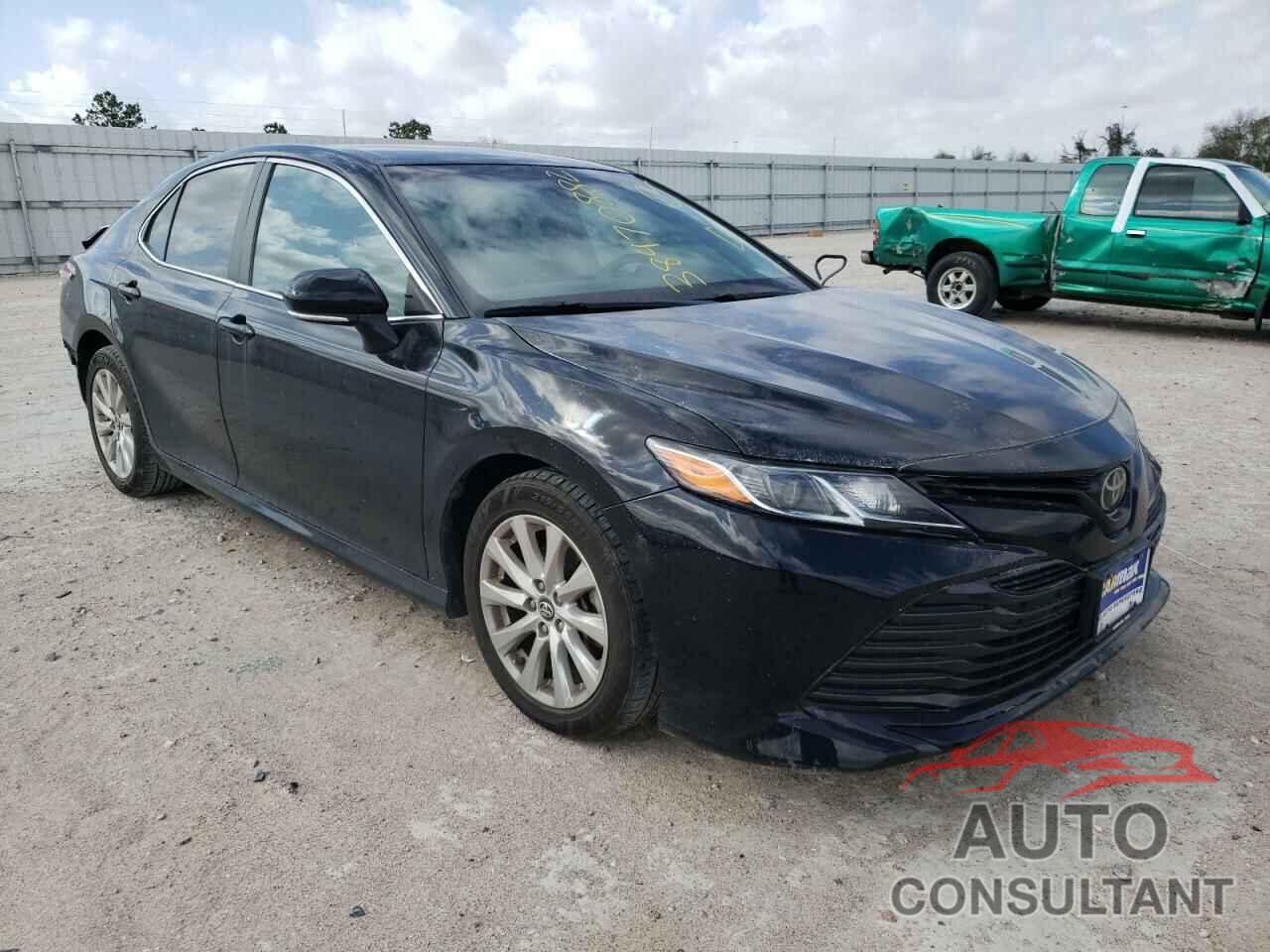 TOYOTA CAMRY 2018 - 4T1B11HK9JU007309