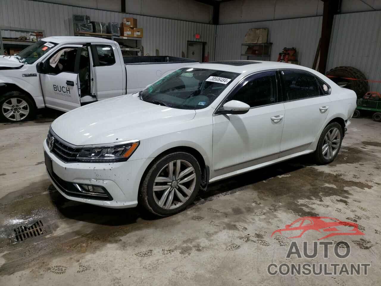 VOLKSWAGEN PASSAT 2017 - 1VWGT7A37HC027369