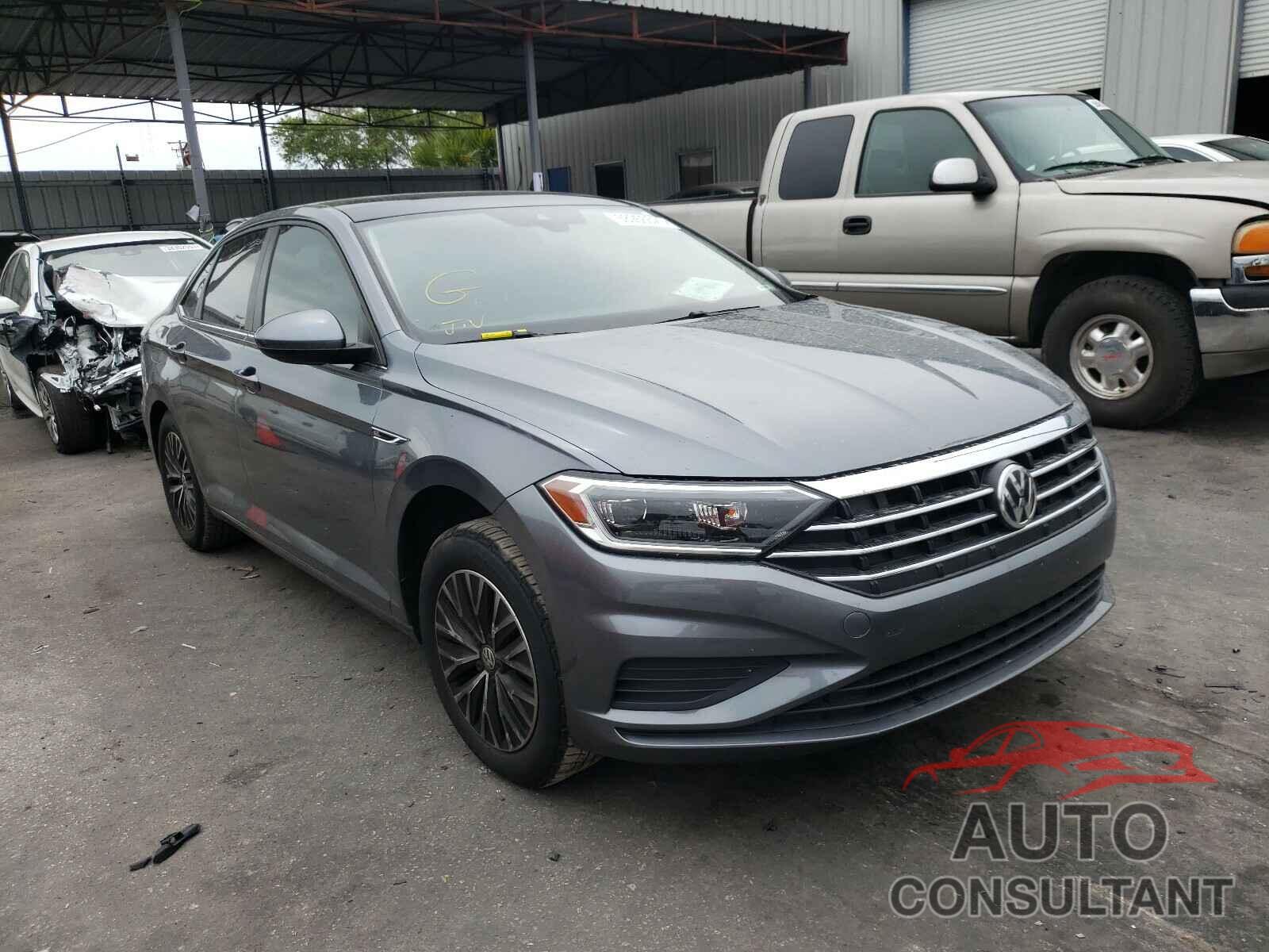 VOLKSWAGEN JETTA 2019 - 3VWE57BU4KM045889