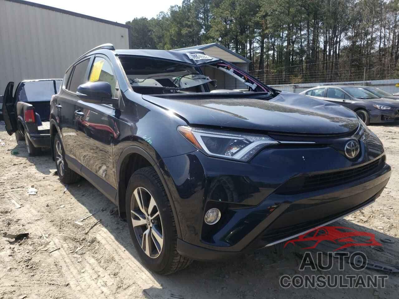 TOYOTA RAV4 2018 - JTMRFREV8JJ221632