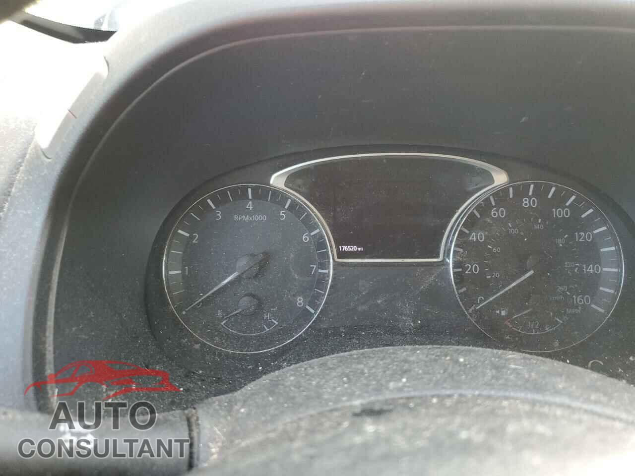 NISSAN PATHFINDER 2017 - 5N1DR2MM8HC632377