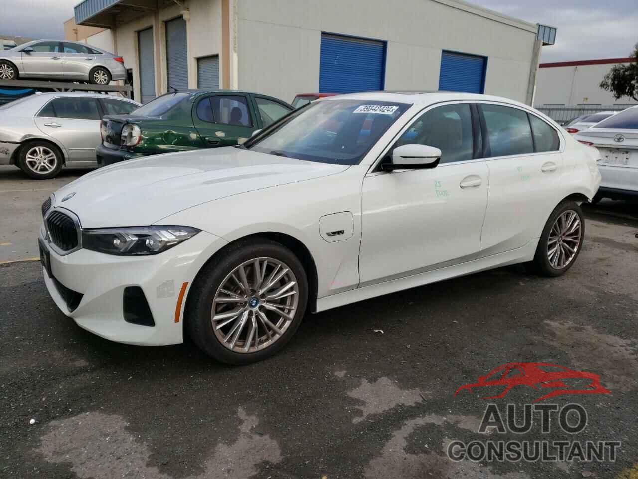 BMW 3 SERIES 2023 - 3MW39FF0XP8D00672